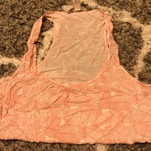 Pink geometric tank top